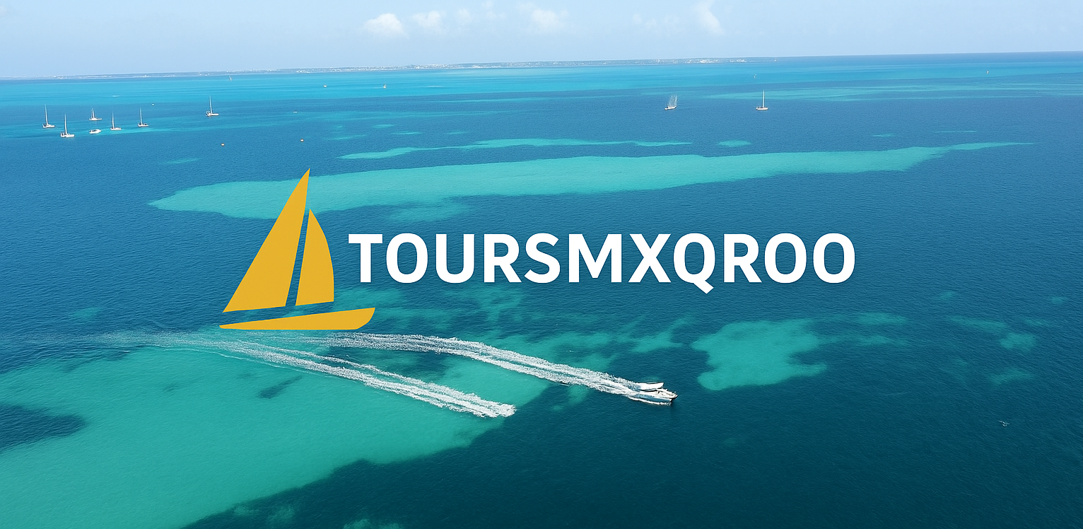 Mar turquesa del Caribe Mexicano con logotipo Toursmxqroo